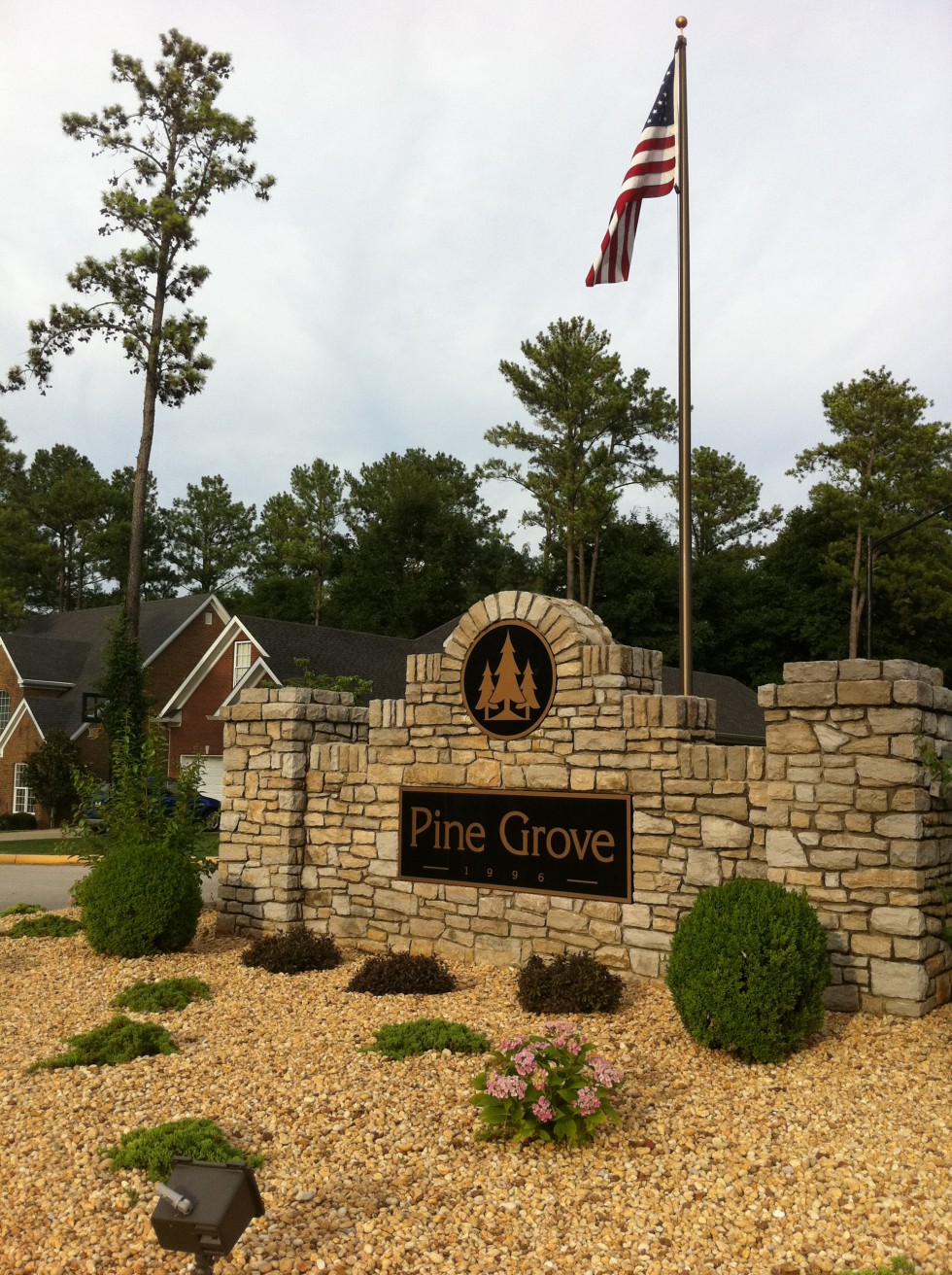 Summer Strolls Kick Off Monday in Pine Grove Bowling Green, Kentucky