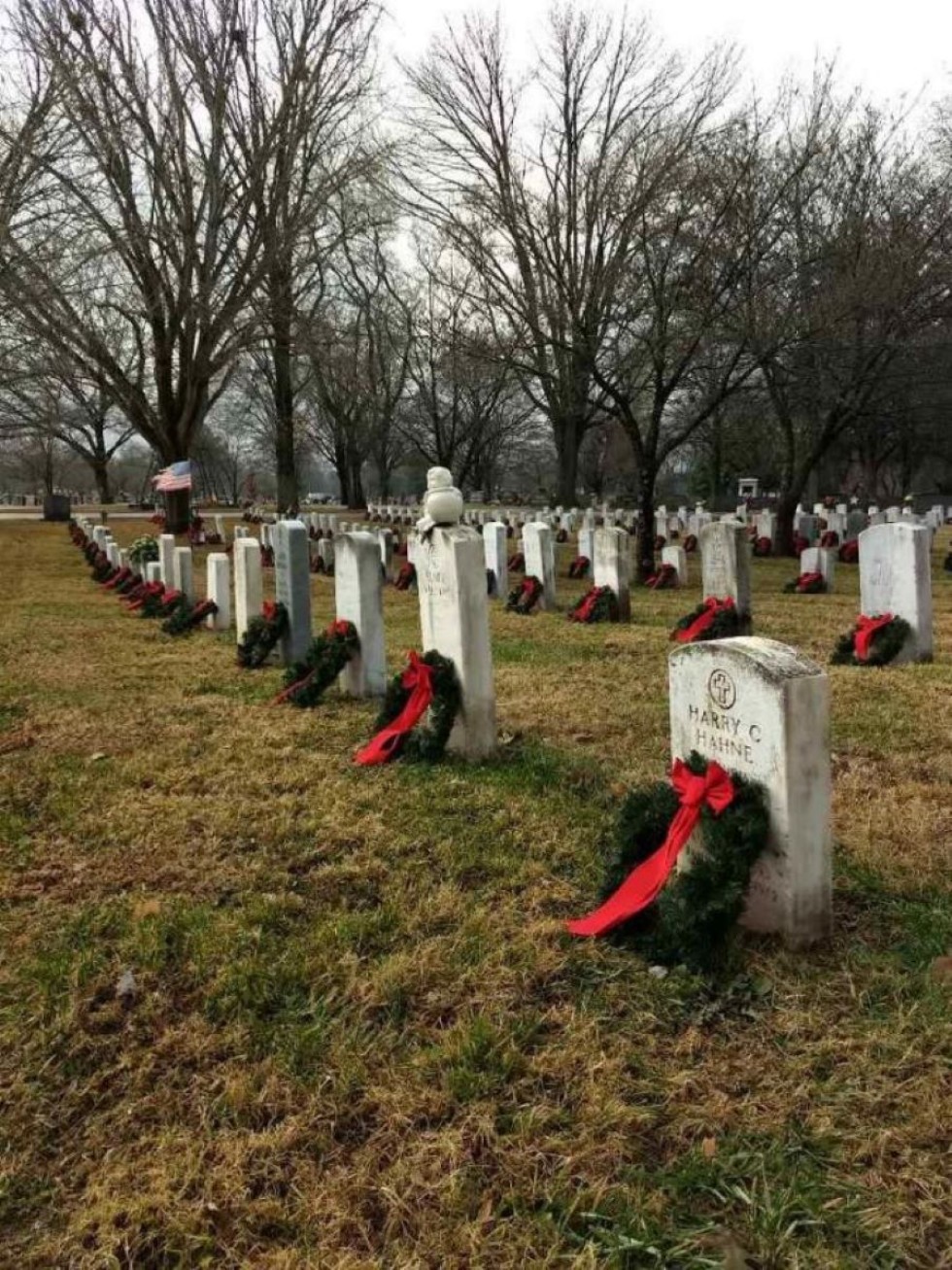 Veterans Holiday Wreath Program & Ceremony