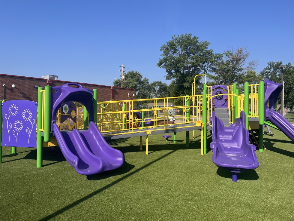 Parker-Bennett Community Center Playground Now Open!