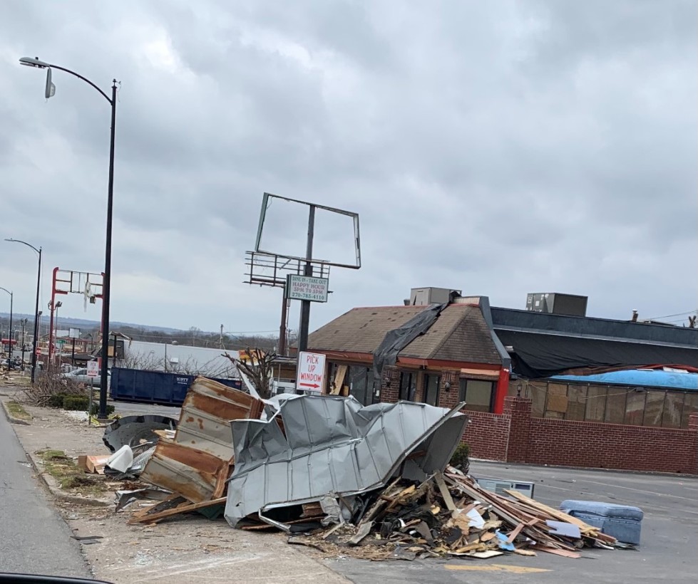 Debris haulers to begin clearing commercial rights-of-way
