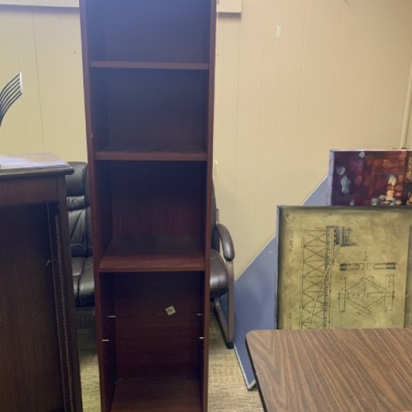 Tall/Narrow Bookshelf