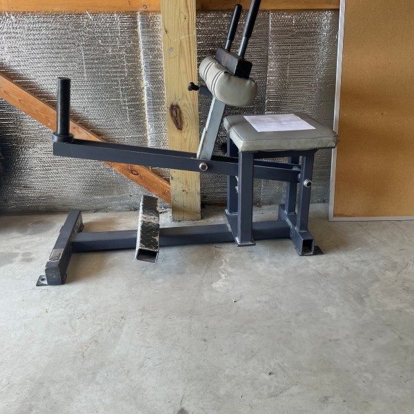 Trotter-Seated Calf Raise