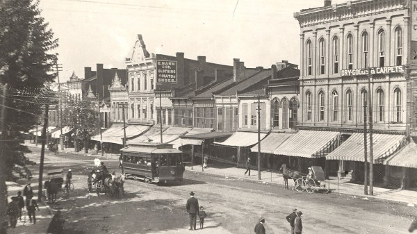 Downtown BG 1821 