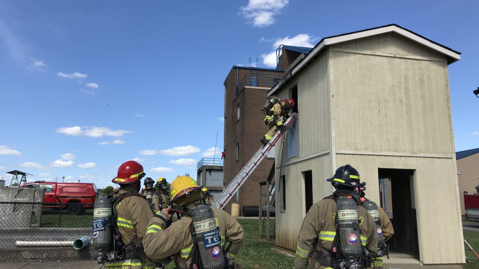 Firefighter Training - Bowling Green Fire Department