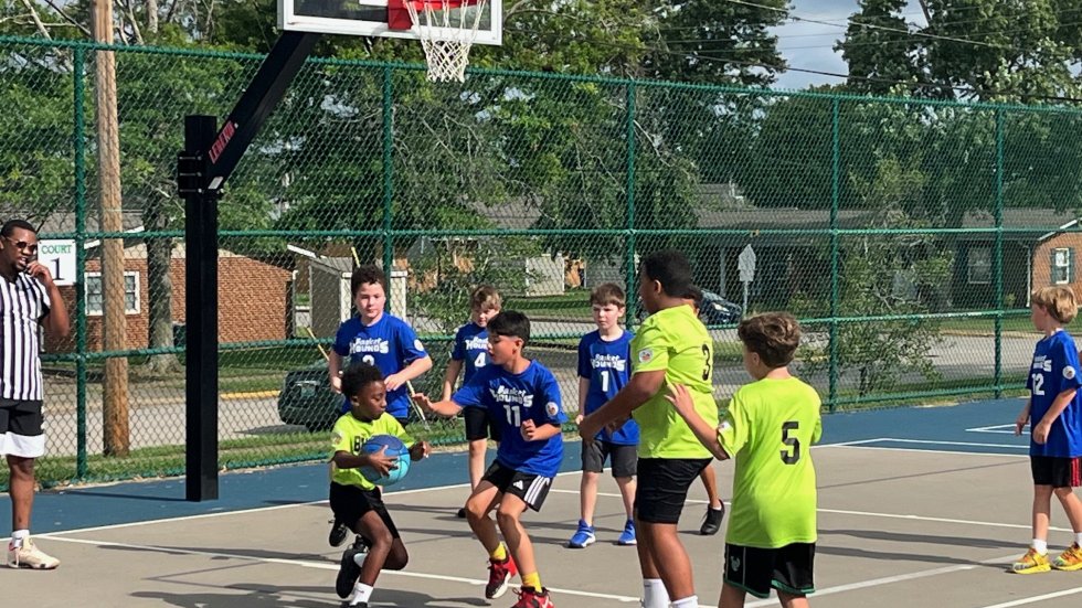Basketball - Banner Image #3